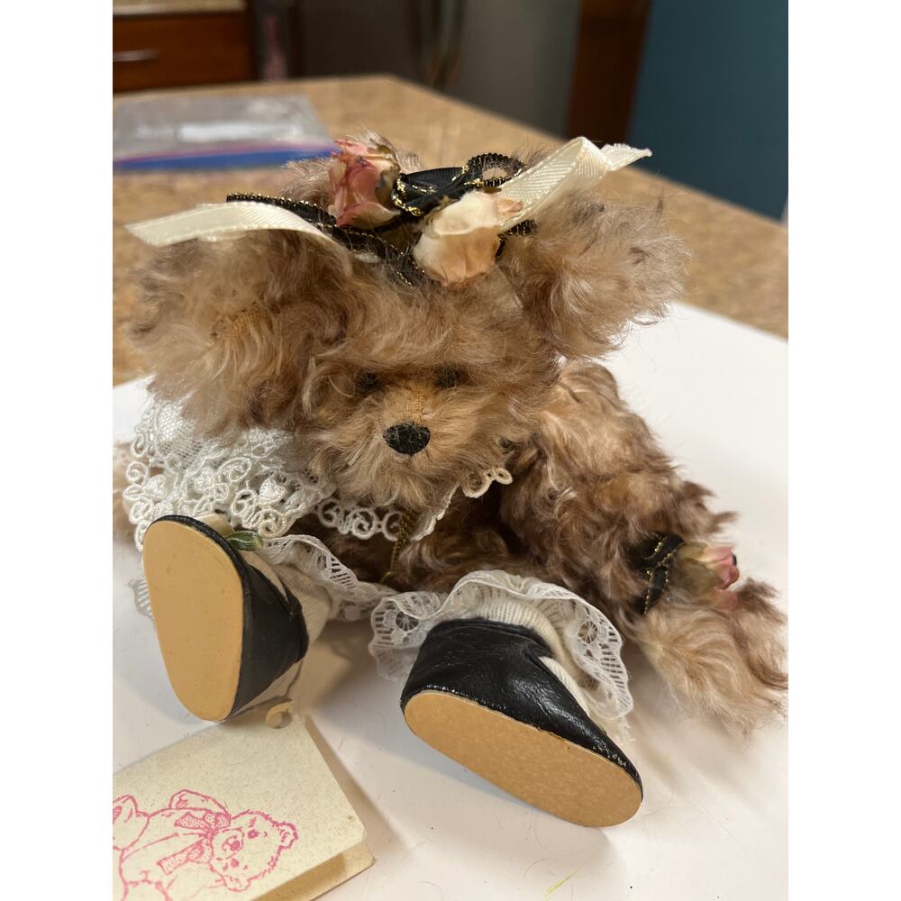 Lacy floral bear jointed by Sharon VOLLMANN